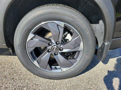 2026 Nissan Rogue FWD SV *Ltd Avail*