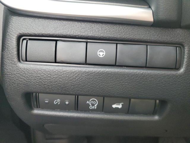 2026 Nissan Rogue FWD SV *Ltd Avail*