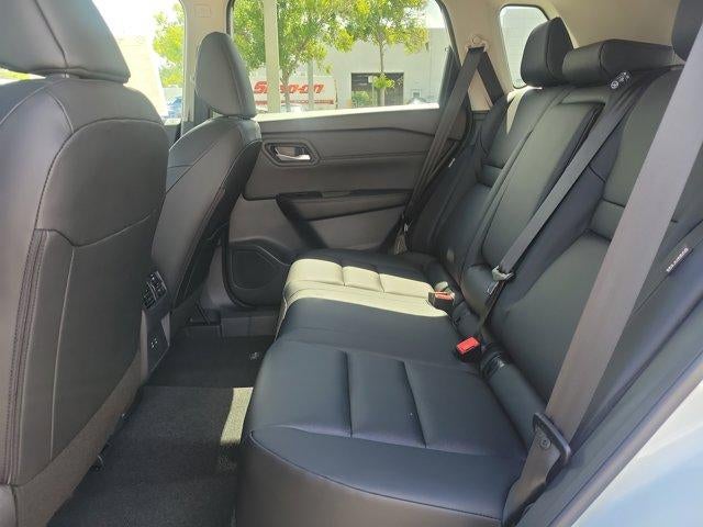 2026 Nissan Rogue 2026.5 FWD Dark Armor