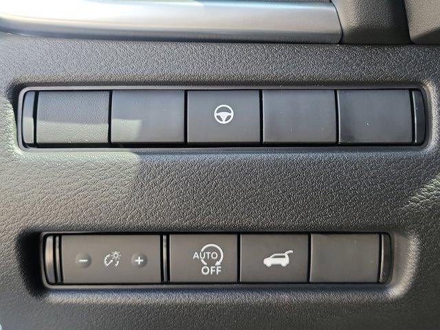 2026 Nissan Rogue 2026.5 FWD Dark Armor