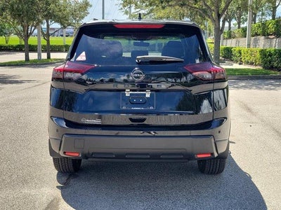 2026 Nissan Rogue 2026.5 FWD Dark Armor