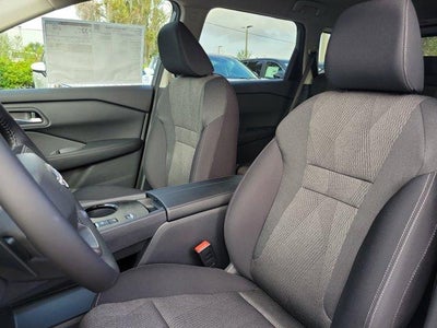 2026 Nissan Rogue FWD SV *Ltd Avail*