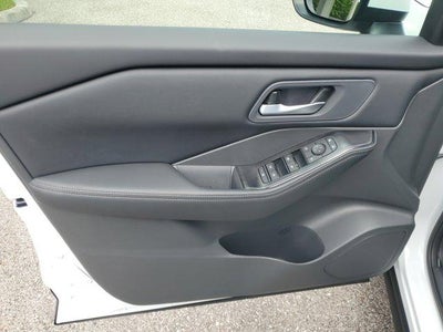 2026 Nissan Rogue FWD SV *Ltd Avail*