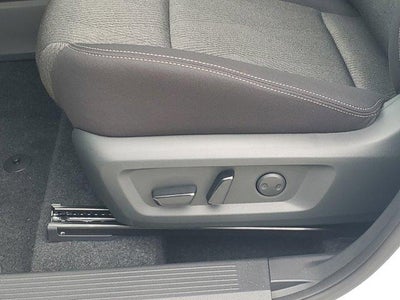 2026 Nissan Rogue FWD SV *Ltd Avail*