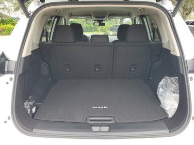 2026 Nissan Rogue FWD SV *Ltd Avail*