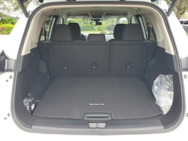 2026 Nissan Rogue FWD SV *Ltd Avail*