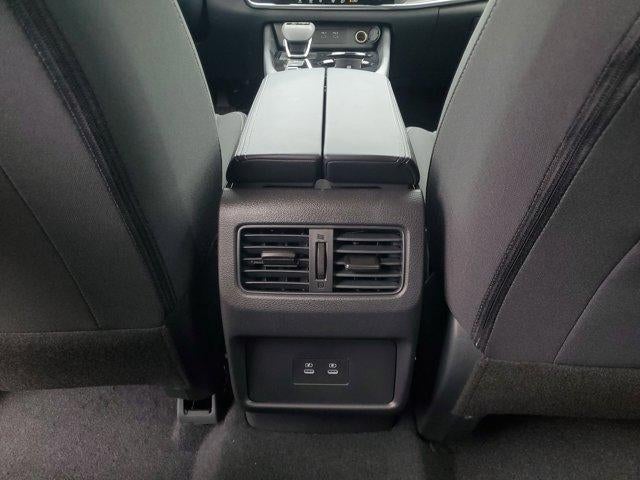 2026 Nissan Rogue FWD SV *Ltd Avail*