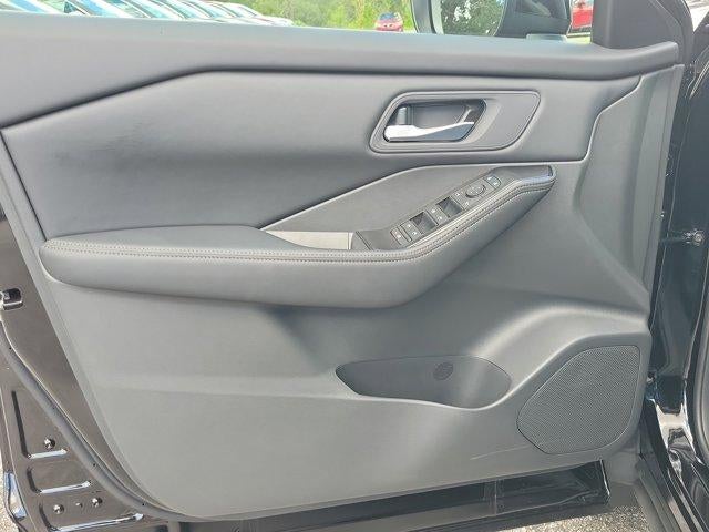 2026 Nissan Rogue FWD SV *Ltd Avail*