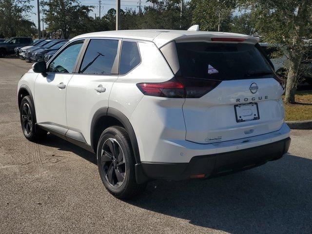 2026 Nissan Rogue FWD SV *Ltd Avail*