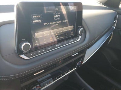 2026 Nissan Rogue FWD SV *Ltd Avail*