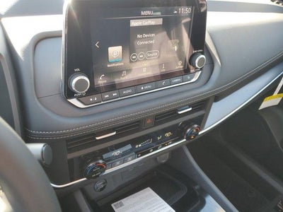 2026 Nissan Rogue FWD SV *Ltd Avail*