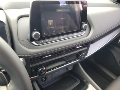 2026 Nissan Rogue FWD SV *Ltd Avail*