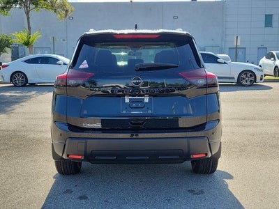 2026 Nissan Rogue 2026.5 FWD Dark Armor