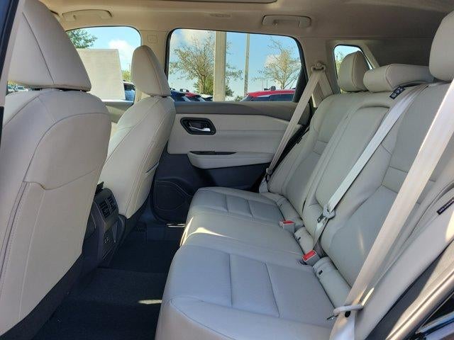 2026 Nissan Rogue 2026.5 FWD Dark Armor