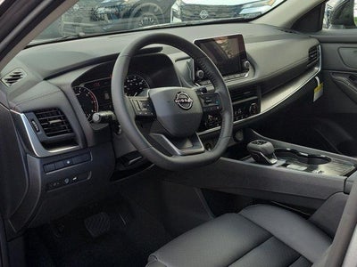2026 Nissan Rogue 2026.5 FWD Dark Armor