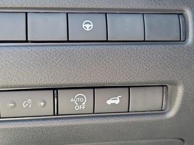 2026 Nissan Rogue 2026.5 FWD Dark Armor