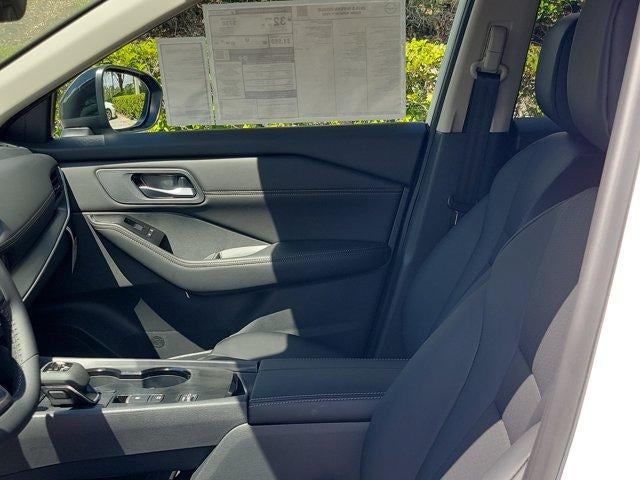 2026 Nissan Rogue 2026.5 FWD Dark Armor