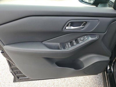 2026 Nissan Rogue FWD SV *Ltd Avail*