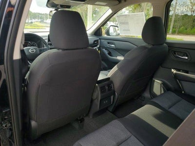 2026 Nissan Rogue FWD SV *Ltd Avail*