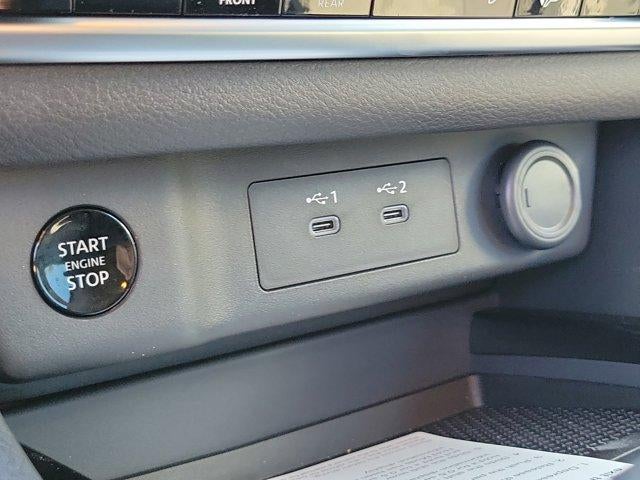 2026 Nissan Rogue FWD SV *Ltd Avail*