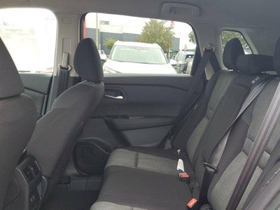 2026 Nissan Rogue FWD SV *Ltd Avail*