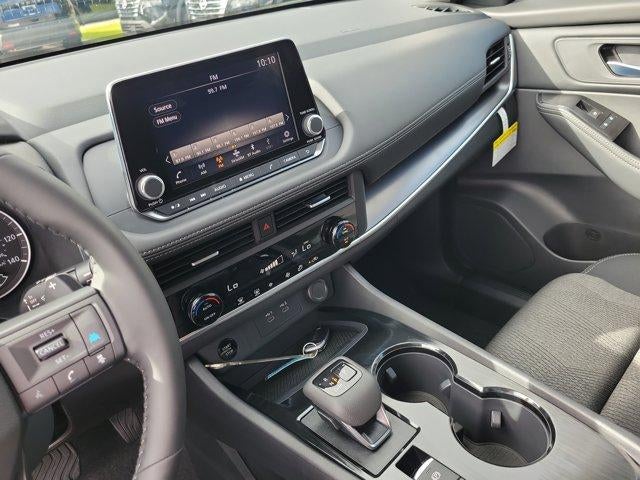 2026 Nissan Rogue FWD SV *Ltd Avail*