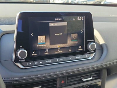 2026 Nissan Rogue FWD SV *Ltd Avail*