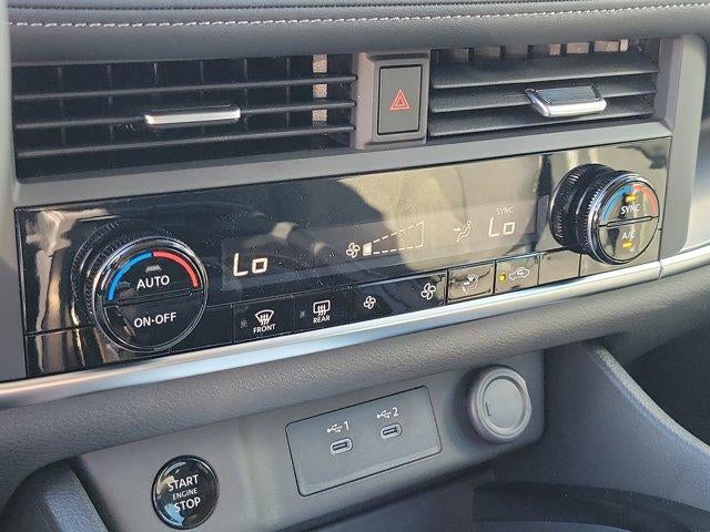 2026 Nissan Rogue FWD SV *Ltd Avail*