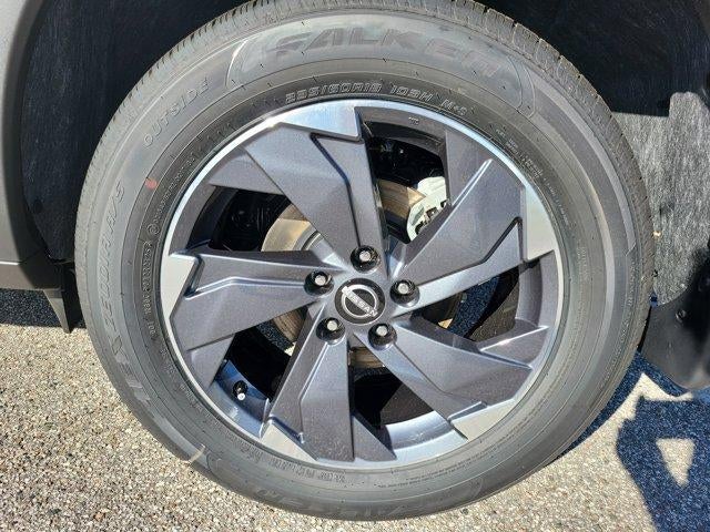 2026 Nissan Rogue FWD SV *Ltd Avail*