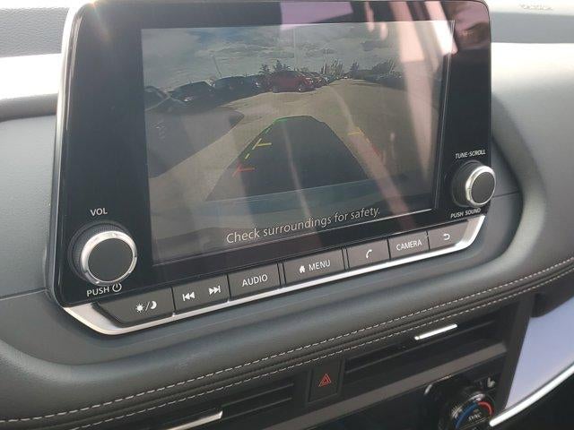 2026 Nissan Rogue FWD SV *Ltd Avail*