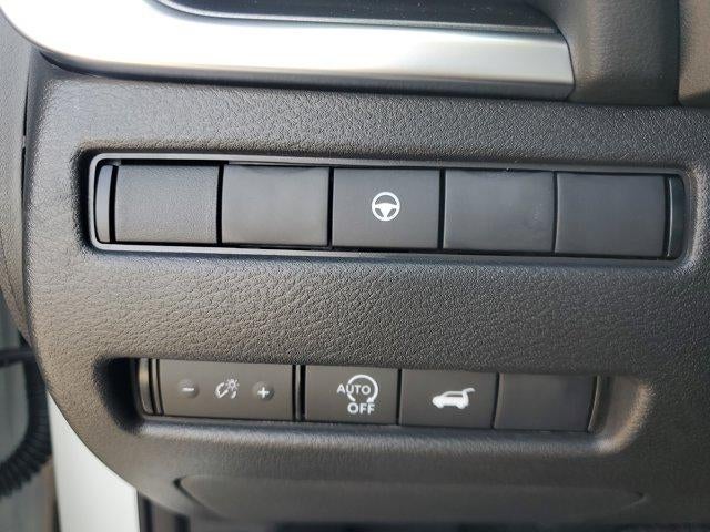 2026 Nissan Rogue FWD SV *Ltd Avail*