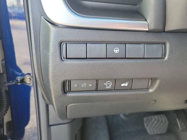 2026 Nissan Rogue 2026.5 FWD Dark Armor
