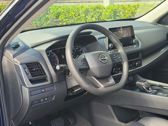 2026 Nissan Rogue 2026.5 FWD Dark Armor