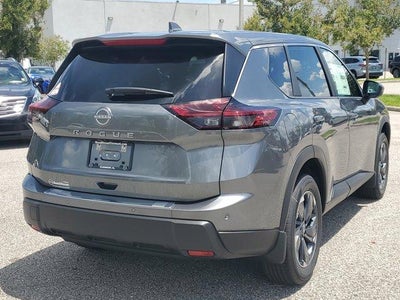 2026 Nissan Rogue FWD SV *Ltd Avail*