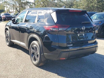 2026 Nissan Rogue FWD SV *Ltd Avail*