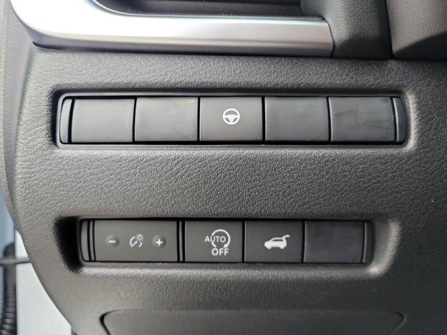 2026 Nissan Rogue 2026.5 FWD Dark Armor