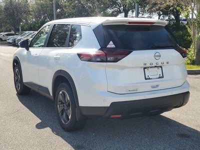 2026 Nissan Rogue FWD SV *Ltd Avail*
