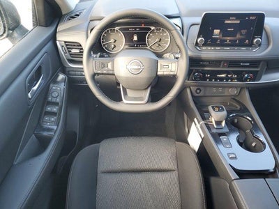 2026 Nissan Rogue FWD SV *Ltd Avail*