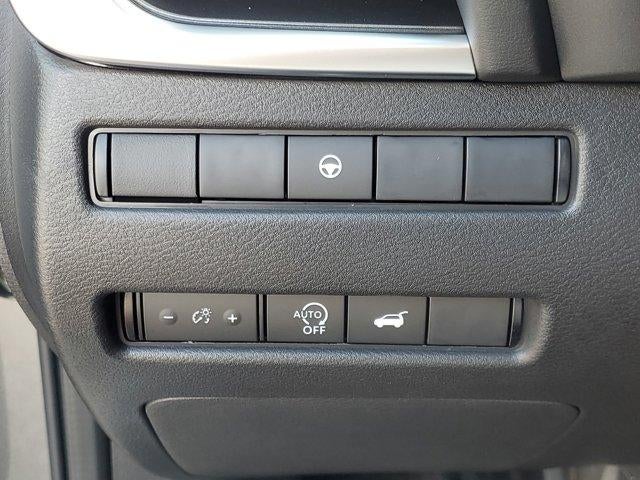 2026 Nissan Rogue FWD SV *Ltd Avail*