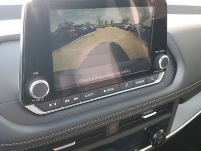 2026 Nissan Rogue FWD SV *Ltd Avail*