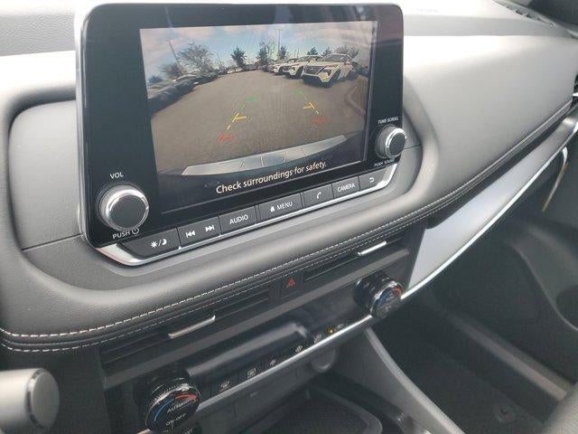 2026 Nissan Rogue FWD SV *Ltd Avail*