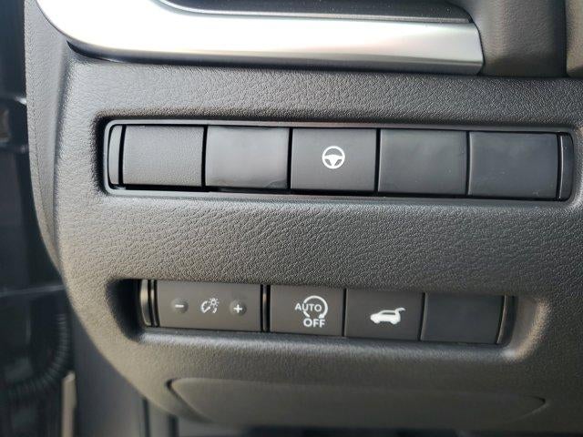 2026 Nissan Rogue FWD SV *Ltd Avail*