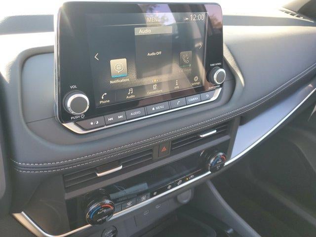 2026 Nissan Rogue FWD SV *Ltd Avail*