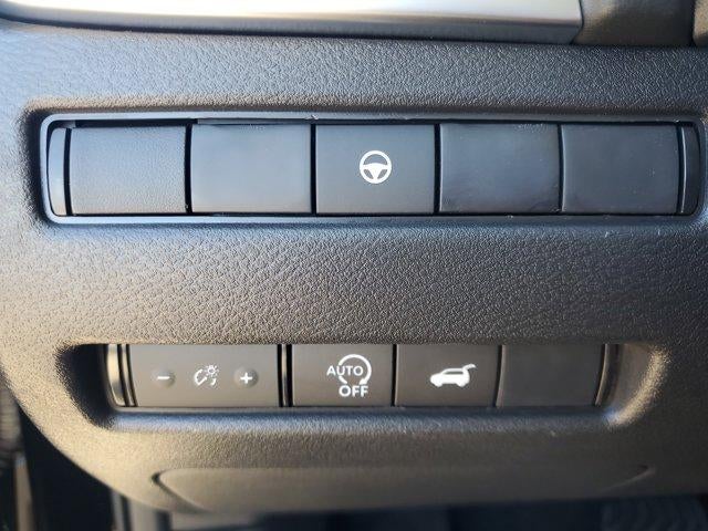 2026 Nissan Rogue FWD SV *Ltd Avail*