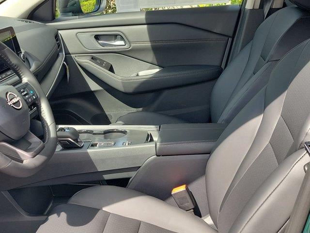 2026 Nissan Rogue 2026.5 FWD Dark Armor