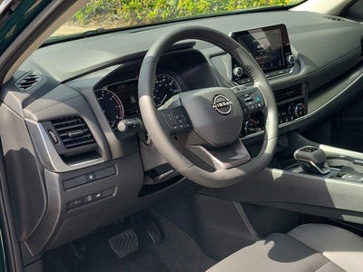 2026 Nissan Rogue 2026.5 FWD Dark Armor