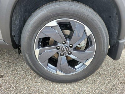 2026 Nissan Rogue FWD SV *Ltd Avail*