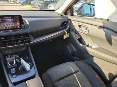 2026 Nissan Rogue FWD SV *Ltd Avail*