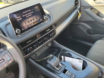 2026 Nissan Rogue FWD SV *Ltd Avail*