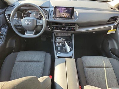 2026 Nissan Rogue FWD SV *Ltd Avail*